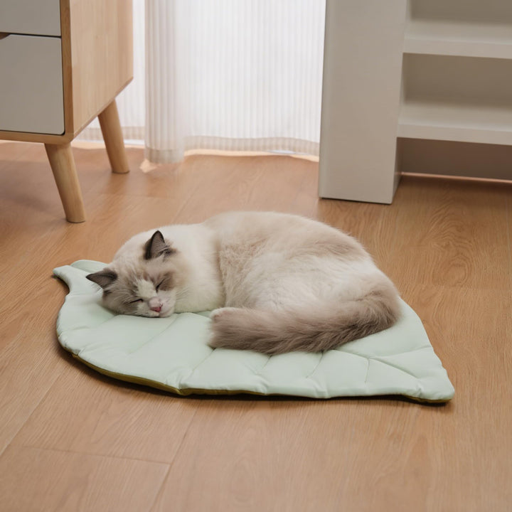 Leaf-shaped Cooling Mat for Cats and Small Pets